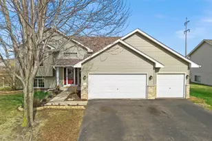 1106 Maplewood Ave SW, Isanti, MN 55040 - Photo 4