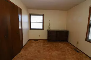 2100 Highland Dr, Burnsville, MN 55337 - Photo 14