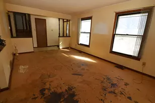 2100 Highland Dr, Burnsville, MN 55337 - Photo 10