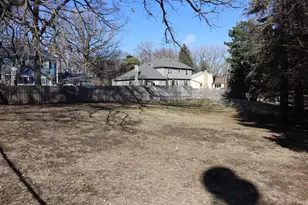 2100 Highland Dr, Burnsville, MN 55337 - Photo 8