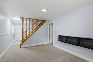 2238 Berland Pl, Saint Paul, MN 55119 - Photo 12