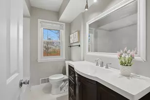 2238 Berland Pl, Saint Paul, MN 55119 - Photo 10