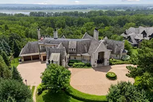 10675 Cavallo Ridge, Eden Prairie, MN 55347 - Photo 2