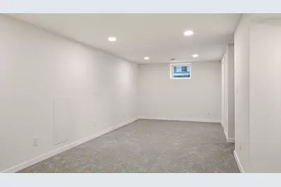 4925 Queen Avenue N, Minneapolis, MN 55430 - Photo 20