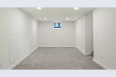 4925 Queen Avenue N, Minneapolis, MN 55430 - Photo 18