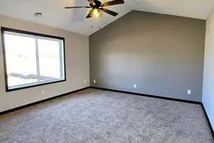 2025 Clark St, Saint Peter, MN 56082 - Photo 8