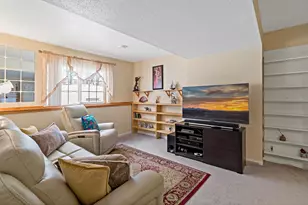 3690 Commonwealth Rd, Woodbury, MN 55125 - Photo 16