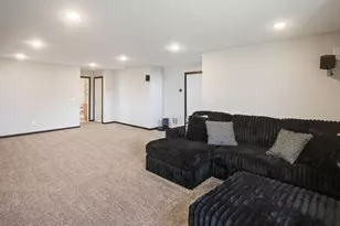 2120 Violet Ln, Faribault, MN 55021 - Photo 28