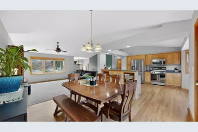 945 Golfers Court SE, Rochester, MN 55904 - Photo 10