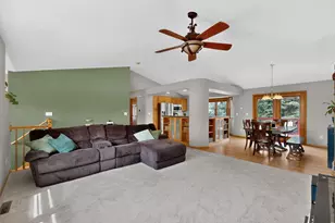 945 Golfers Ct SE, Rochester, MN 55904 - Photo 16