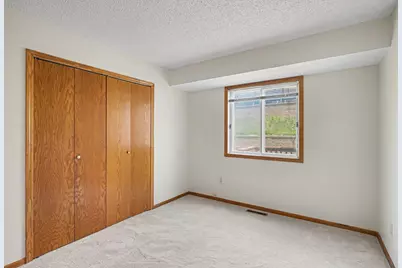 14264 Glencove Path, Apple Valley, MN 55124 - Photo 12