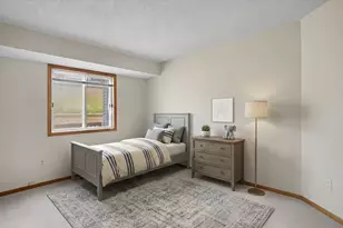 14264 Glencove Path, Apple Valley, MN 55124 - Photo 12