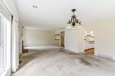 101 Wildwood Bay Drive, Mahtomedi, MN 55115 - Photo 12