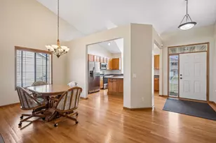 13775 Dorothy Dr, Rogers, MN 55374 - Photo 4