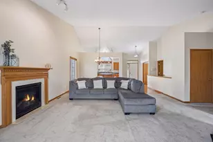 13775 Dorothy Dr, Rogers, MN 55374 - Photo 8