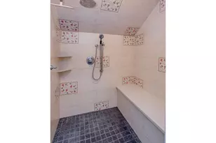 1917 Summit Ave, Saint Paul, MN 55105 - Photo 48