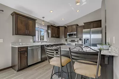 2393 Topaz Street, Saint Augusta, MN 56301 - Photo 4