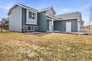 2393 Topaz St, Saint Augusta, MN 56301 - Photo 26