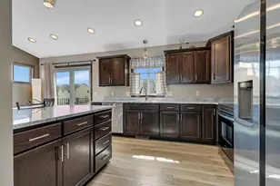 2393 Topaz St, Saint Augusta, MN 56301 - Photo 2