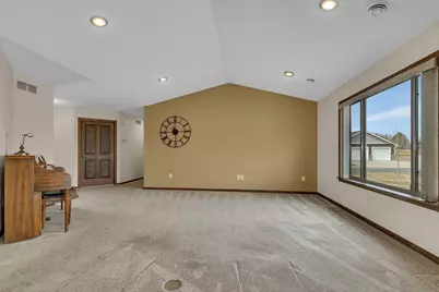113 Glenview Loop, Saint Cloud, MN 56303 - Photo 6
