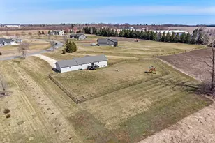 1555 127th St, New Richmond, WI 54017 - Photo 4