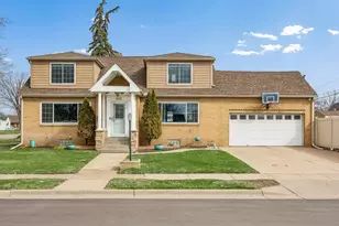 505 2nd St NE, Osseo, MN 55369 - Photo 1