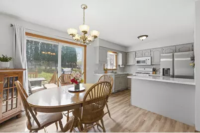 2044 Burke Avenue E, North Saint Paul, MN 55109 - Photo 20