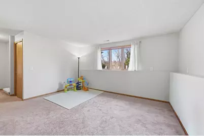 2044 Burke Avenue E, North Saint Paul, MN 55109 - Photo 34