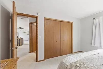 2044 Burke Avenue E, North Saint Paul, MN 55109 - Photo 28