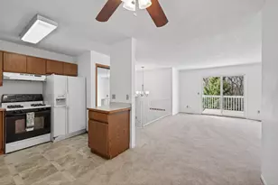 7073 17th St N, Oakdale, MN 55128 - Photo 14