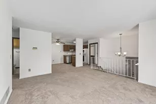 7073 17th St N, Oakdale, MN 55128 - Photo 10