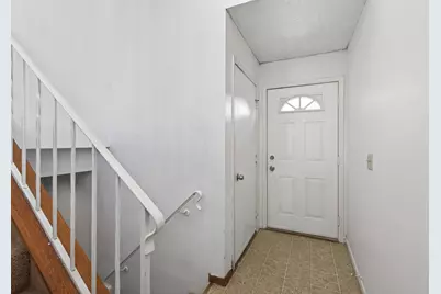 7073 17th Street N, Oakdale, MN 55128 - Photo 4