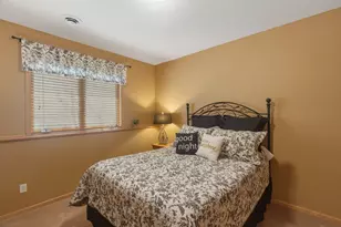 18175 39th Ave N, Plymouth, MN 55446 - Photo 32