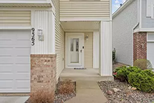 9565 Zircon Ct N, Maple Grove, MN 55311 - Photo 2
