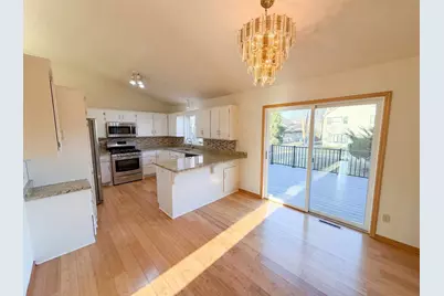 8932 Prestwick Circle N, Brooklyn Park, MN 55443 - Photo 10