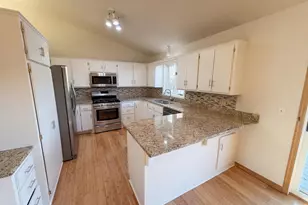 8932 Prestwick Cir N, Brooklyn Park, MN 55443 - Photo 2