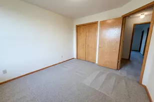 8932 Prestwick Cir N, Brooklyn Park, MN 55443 - Photo 30