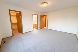 8932 Prestwick Cir N, Brooklyn Park, MN 55443 - Photo 4