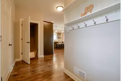 5404 Cinnamon Point, Mayer, MN 55360 - Photo 12