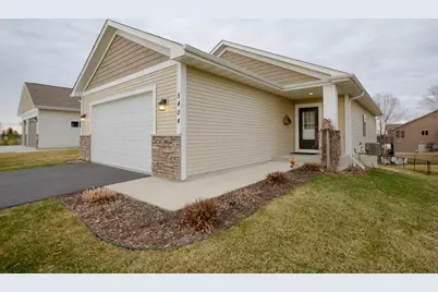 5404 Cinnamon Point, Mayer, MN 55360 - Photo 2