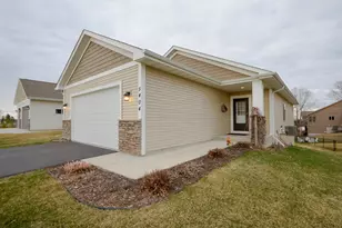 5404 Cinnamon Point, Mayer, MN 55360 - Photo 2