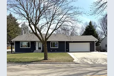 2595 3rd Avenue NE, Owatonna, MN 55060 - Photo 1