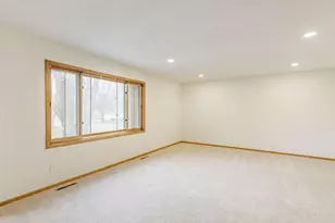 312 Cedar Ln, Montevideo, MN 56265 - Photo 6