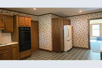 535 W 1st Street, Cottonwood, MN 56229 - Photo 4