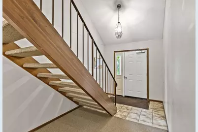 971 Heritage Court E #204, Vadnais Heights, MN 55127 - Photo 2