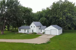 25782 180th St, Reading, MN 56165 - Photo 1