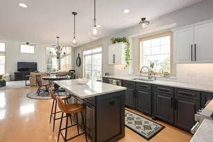 11254 Dogwood Rd, Woodbury, MN 55129 - Photo 18