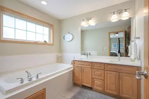 11254 Dogwood Rd, Woodbury, MN 55129 - Photo 38