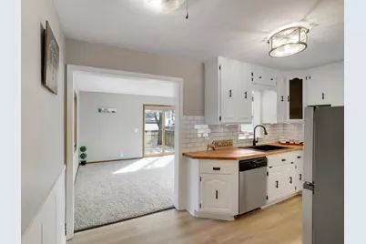 5848 Pennsylvania Avenue N, Crystal, MN 55428 - Photo 4