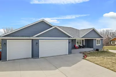 1363 Summit Drive, Winona, MN 55987 - Photo 32